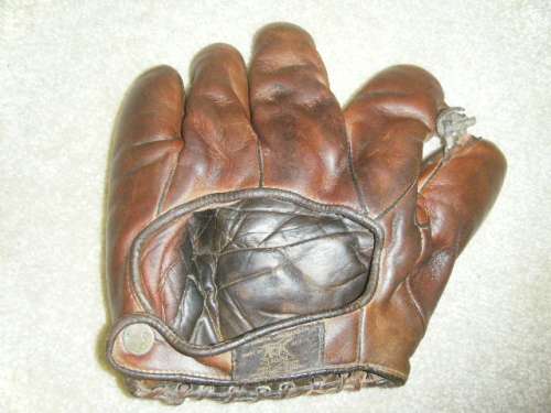 D&M Tunnel Loop Web Back